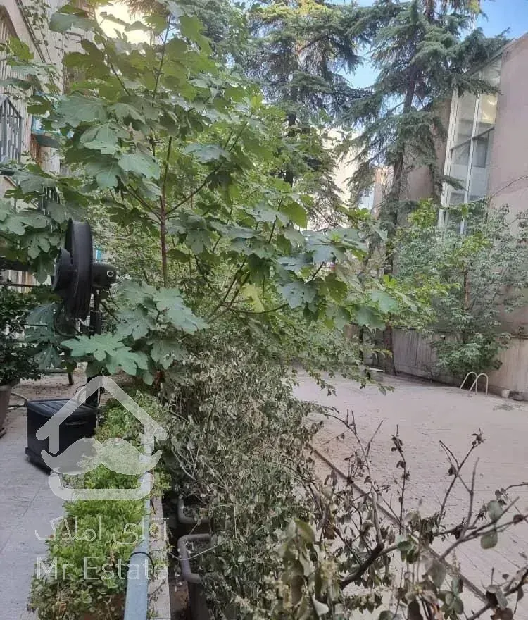 گاندی خارج از طرح ترافیک / ۸۴ متر ۲ خواب