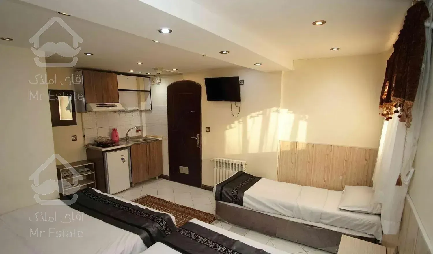 مجتمع اقامتگاهی عرشیا - پنج تخته