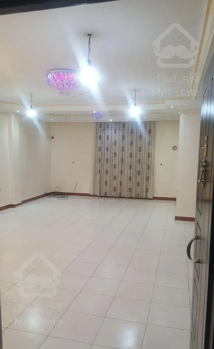 آپارتمان      مسکونی