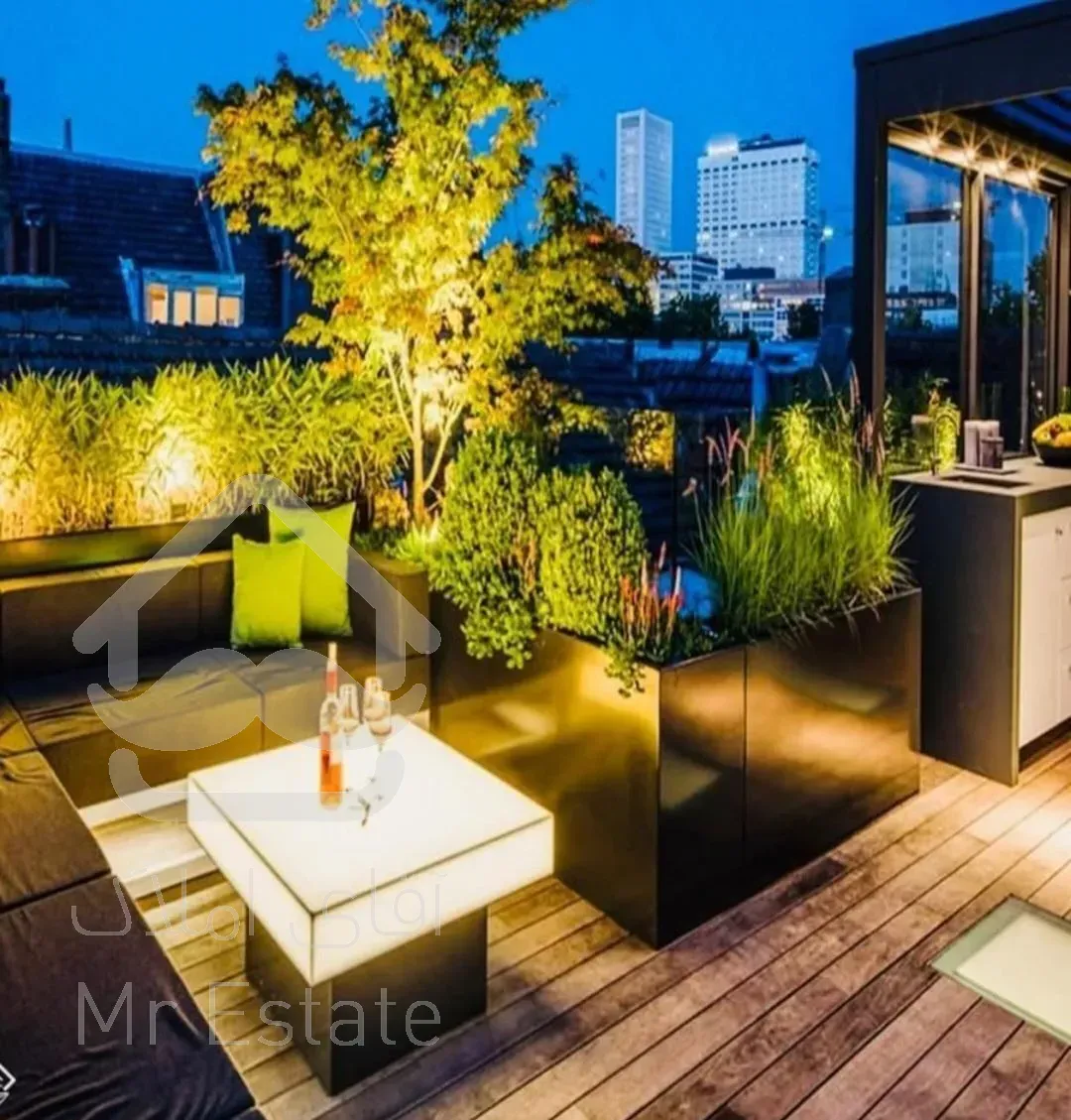 نور تا عمق جان.  186 متر خاص.  در ازگل، گلشن