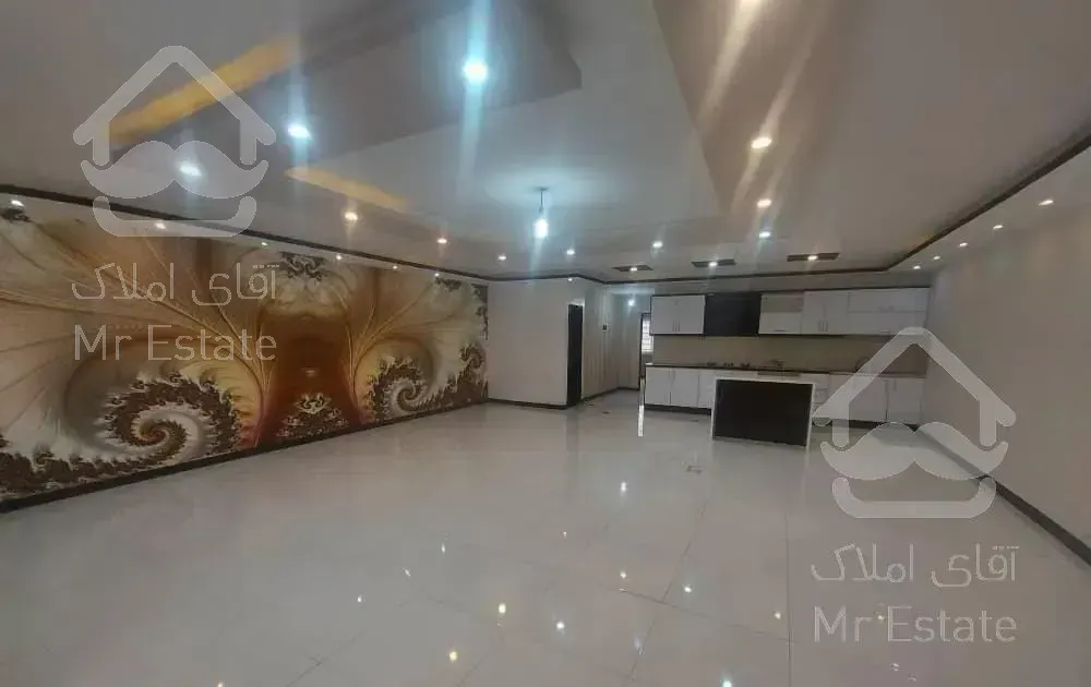 نیم پیلوت نماسنگ  ۲۵۰ متری عرصه وعیان داخل بافت