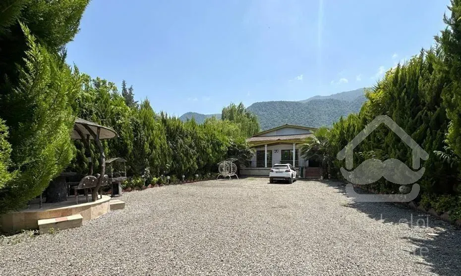 ویلا باغ ۵۶۰ متری با سند ۶ دانگ / نوشهر