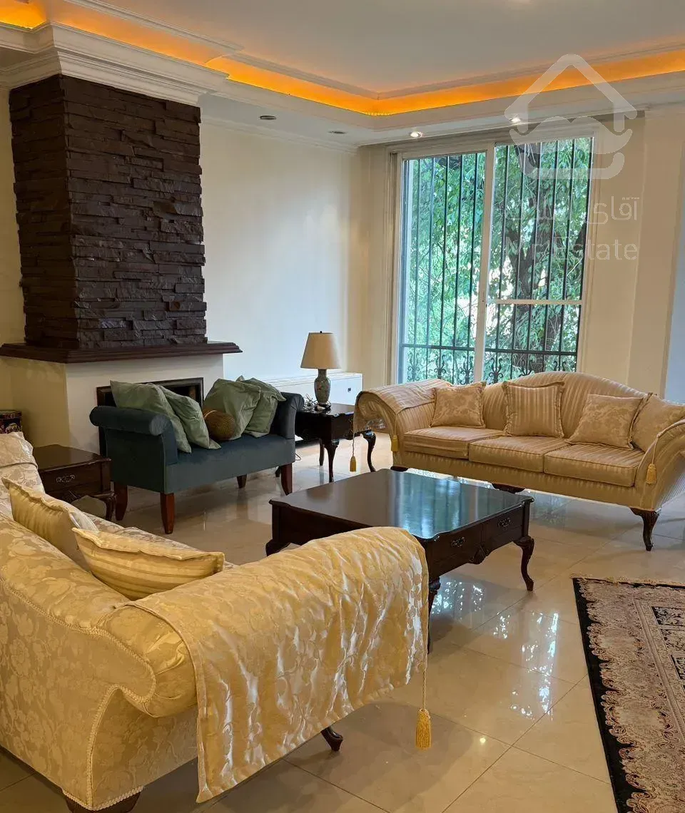 آپارتمان دوبلکس ۲۲۰ متر ۳ خوابه نیاوران گلابدره