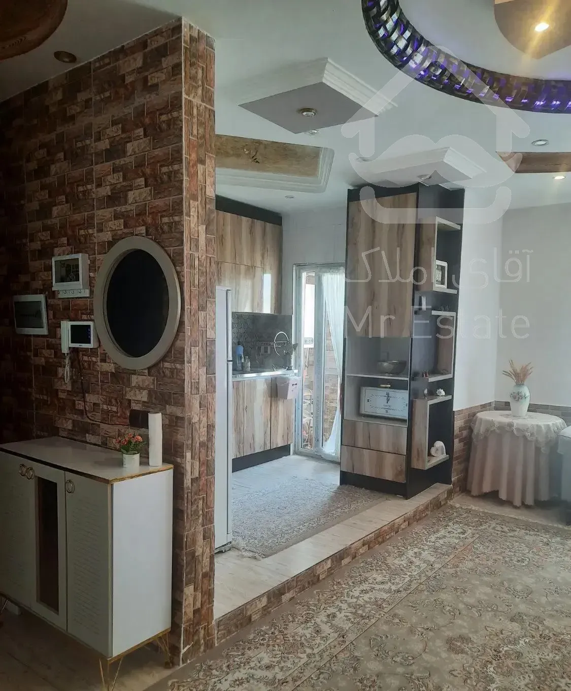 فروش یک واحد مسکونی + کلیه وسایل خونه