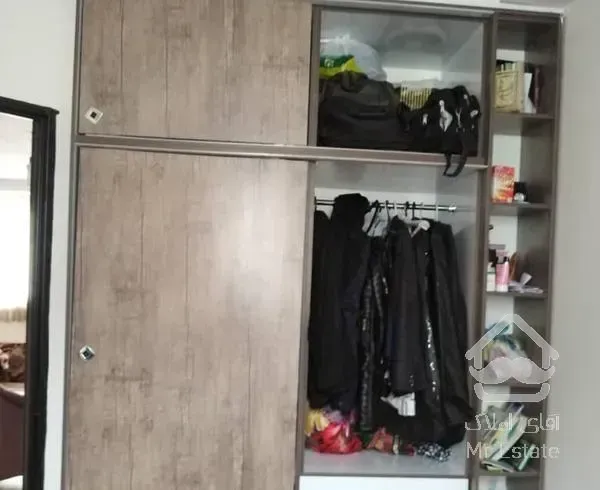 خانه حیاط دار دوطبقه فقط طبقه دوم بفروش میرسه.