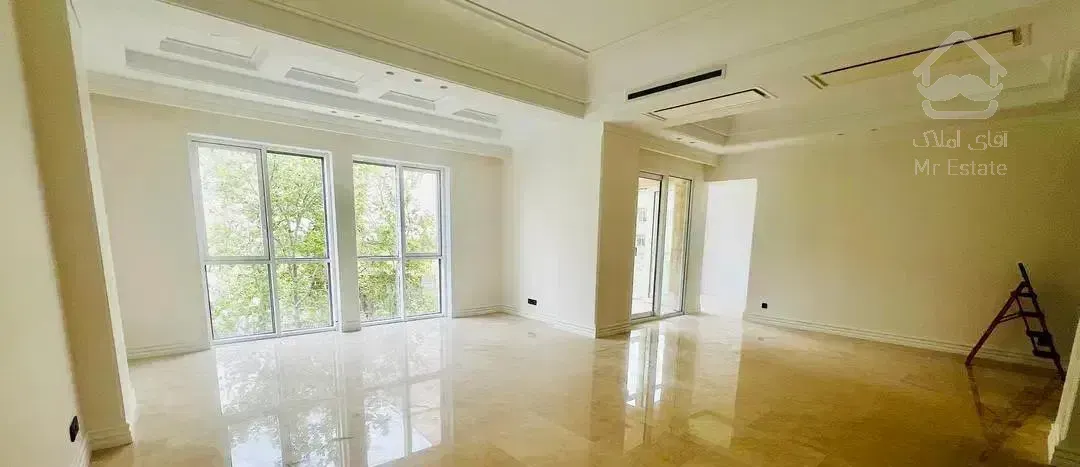 فروش برج باغ ۱۷۵متری سه خواب اندرزگو