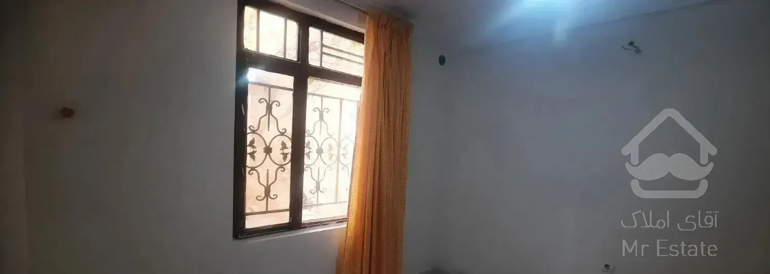 همکف شیک با پارکینگ وحیاط اختصاصی درجلال