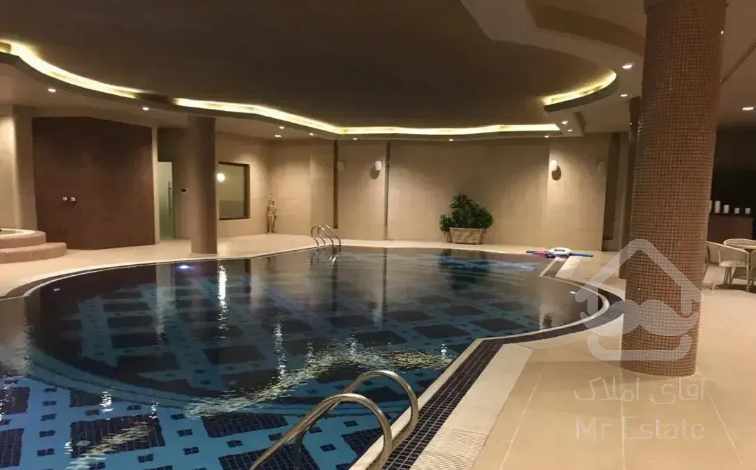 فرمانیه شرقی/ ۲۰۰ متر ۳ خوابه / پاگرد اختصاصی