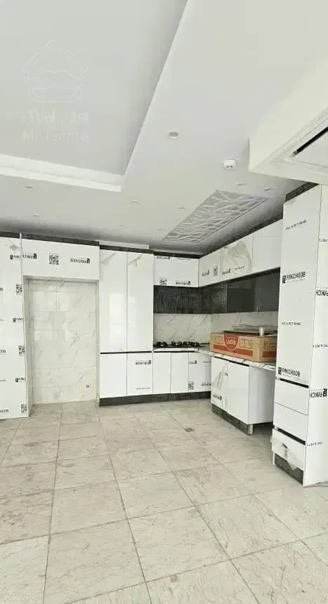 آپارتمان ۸۷ متری/تاپ لوکیشن/طبقه سوم