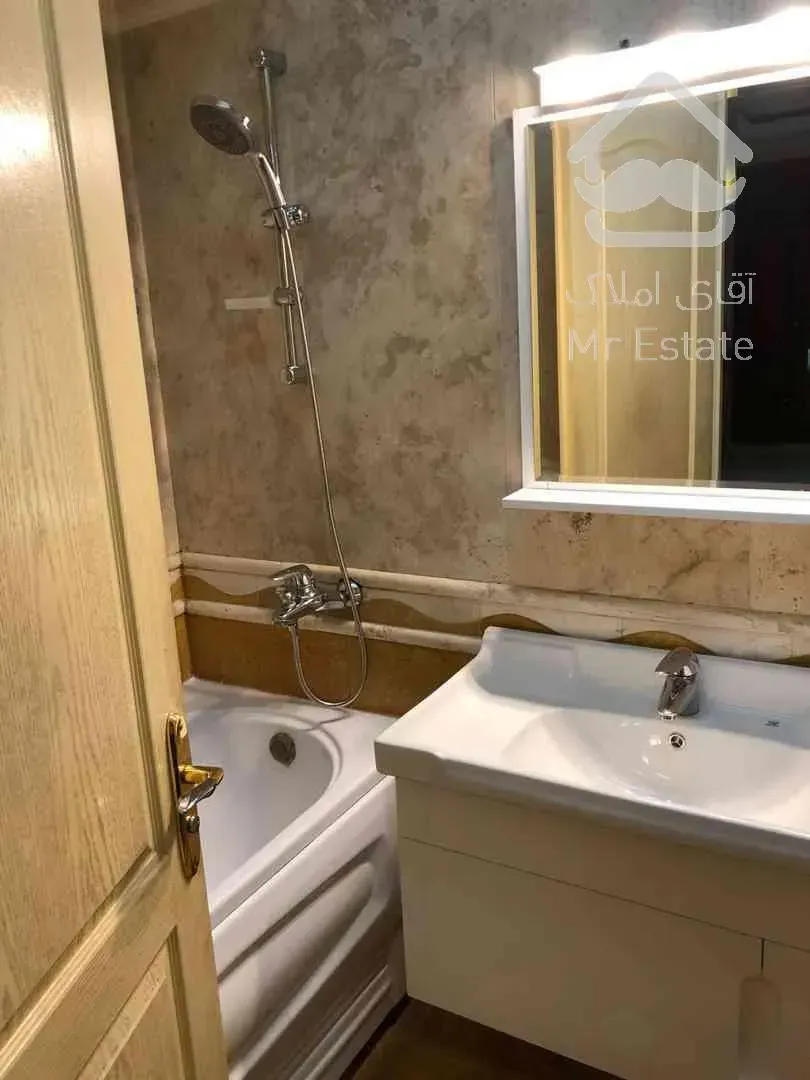 رهن و اجاره آپارتمان ۲۲۰ متری کامرانیه