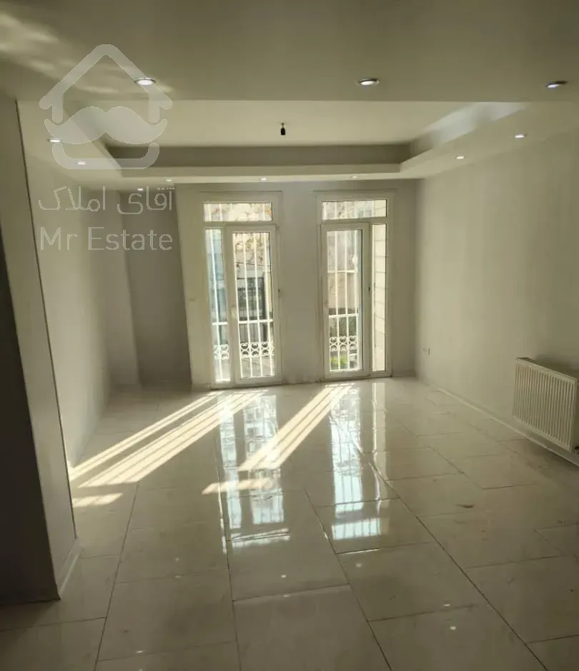 آپارتمان۹۷متری مسکونی و(موقعیت اداری هم دارد)فووری