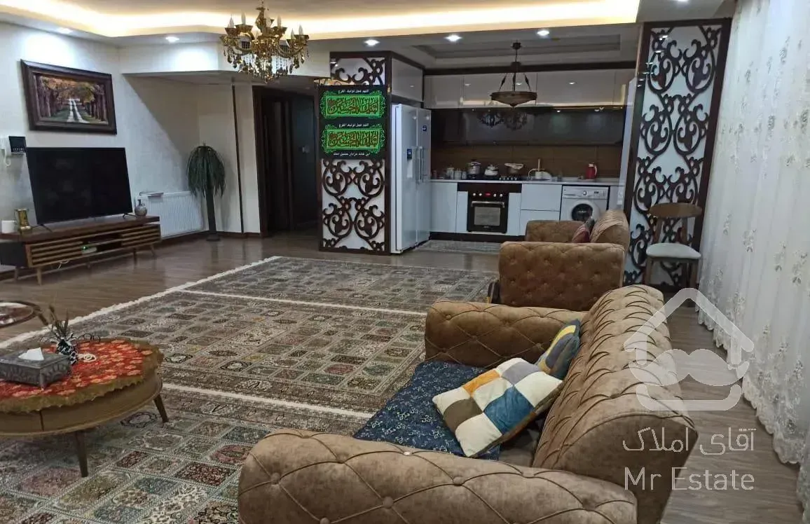 ۱۳۰ متری / ۳ خواب /اشراق / غرق در نور