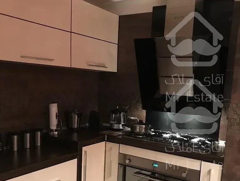 135 متری آجودانیه