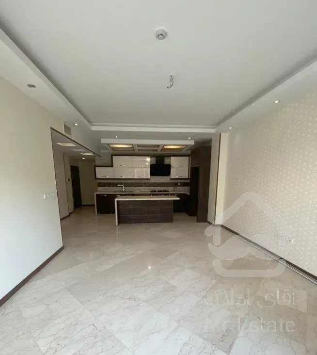 آپارتمان ۹۰ متر رو به خیابان گیشا