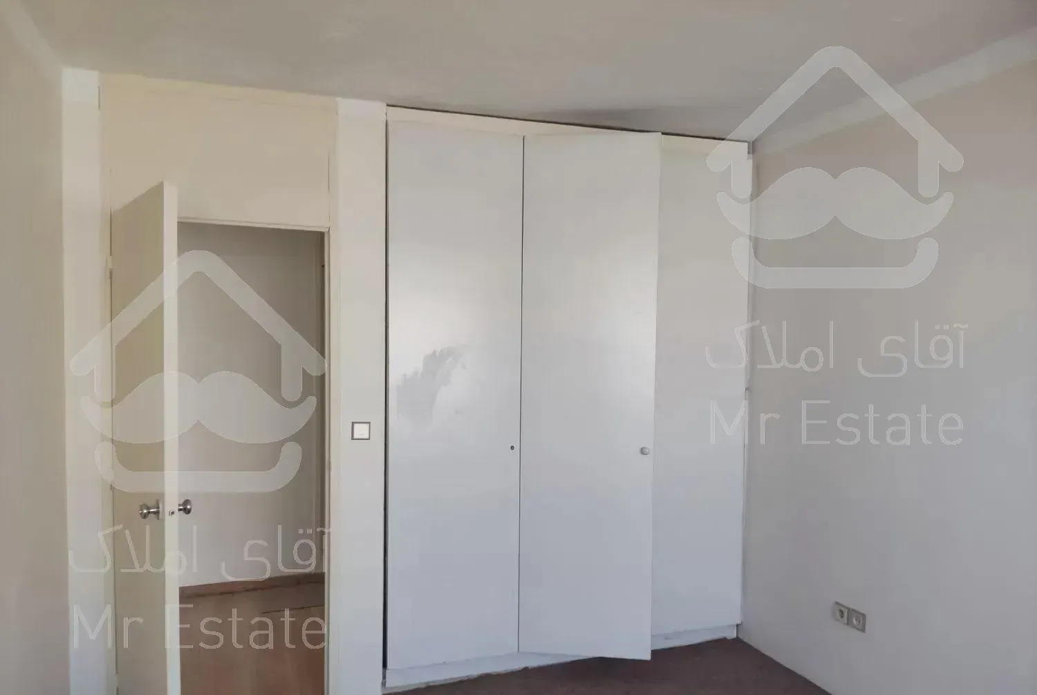 رهن کامل/۳خوابه/تراس دار