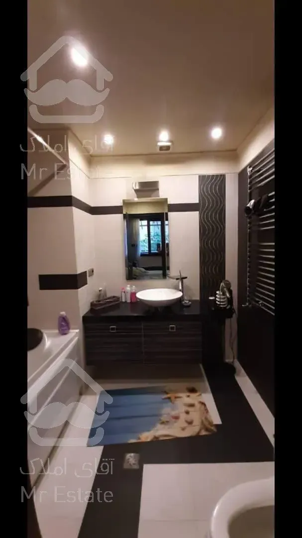 اجاره و رهن آپارتمان زعفرانیه 256  متر شیک