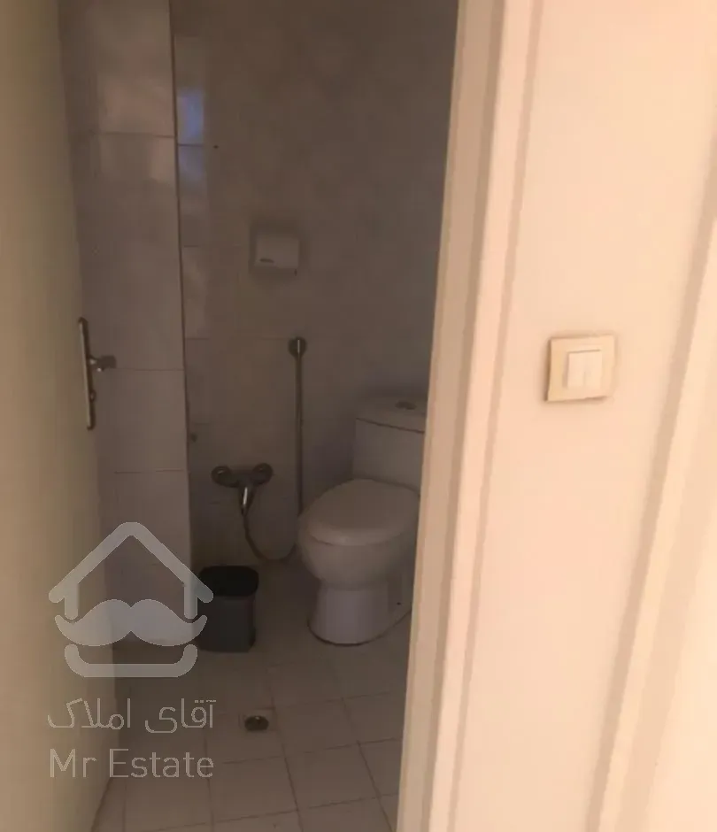 92 متر/ فول امکانات/ خوش نقشه/ همایون شهر جنوبی