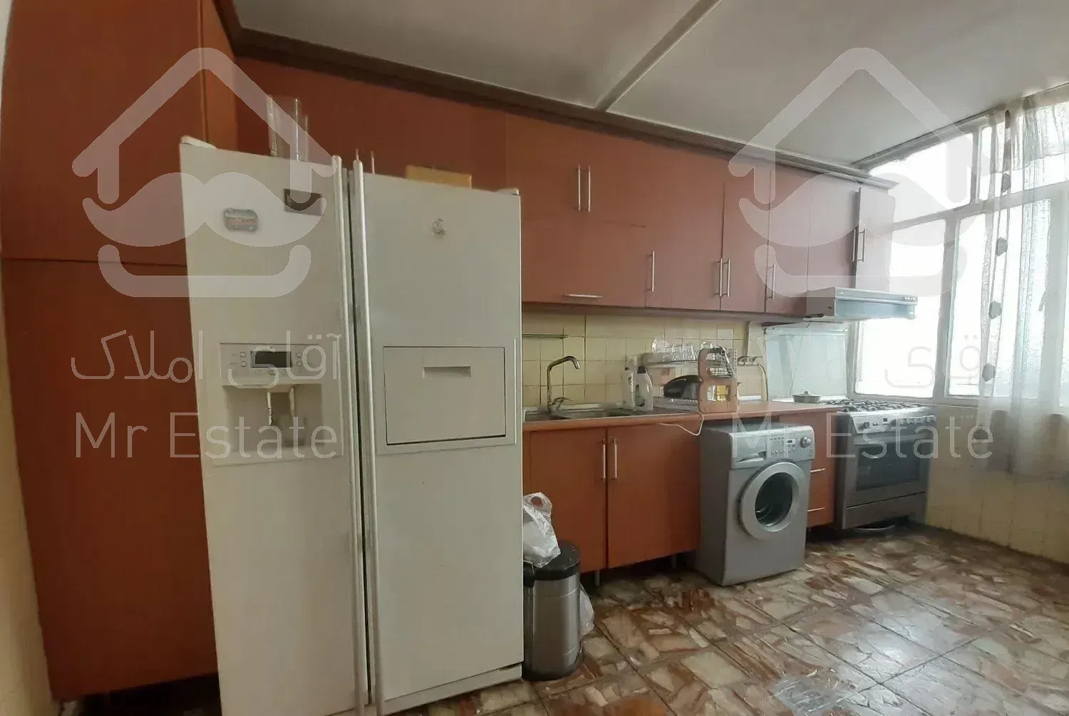 گیشا، ۱۸۳ متر، تکواحدی