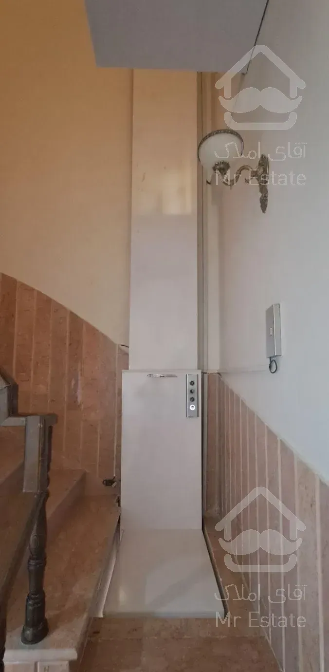 نصب وراه اندازی انواع بالابر و آسانسور