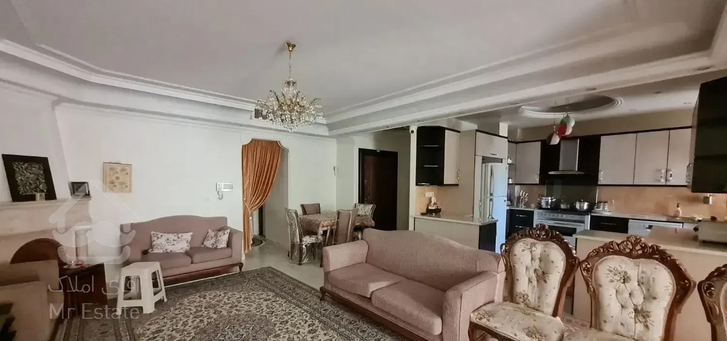 آپارتمان۱۱۸ متری/خیابان ایران/سه خواب/تک واحدی