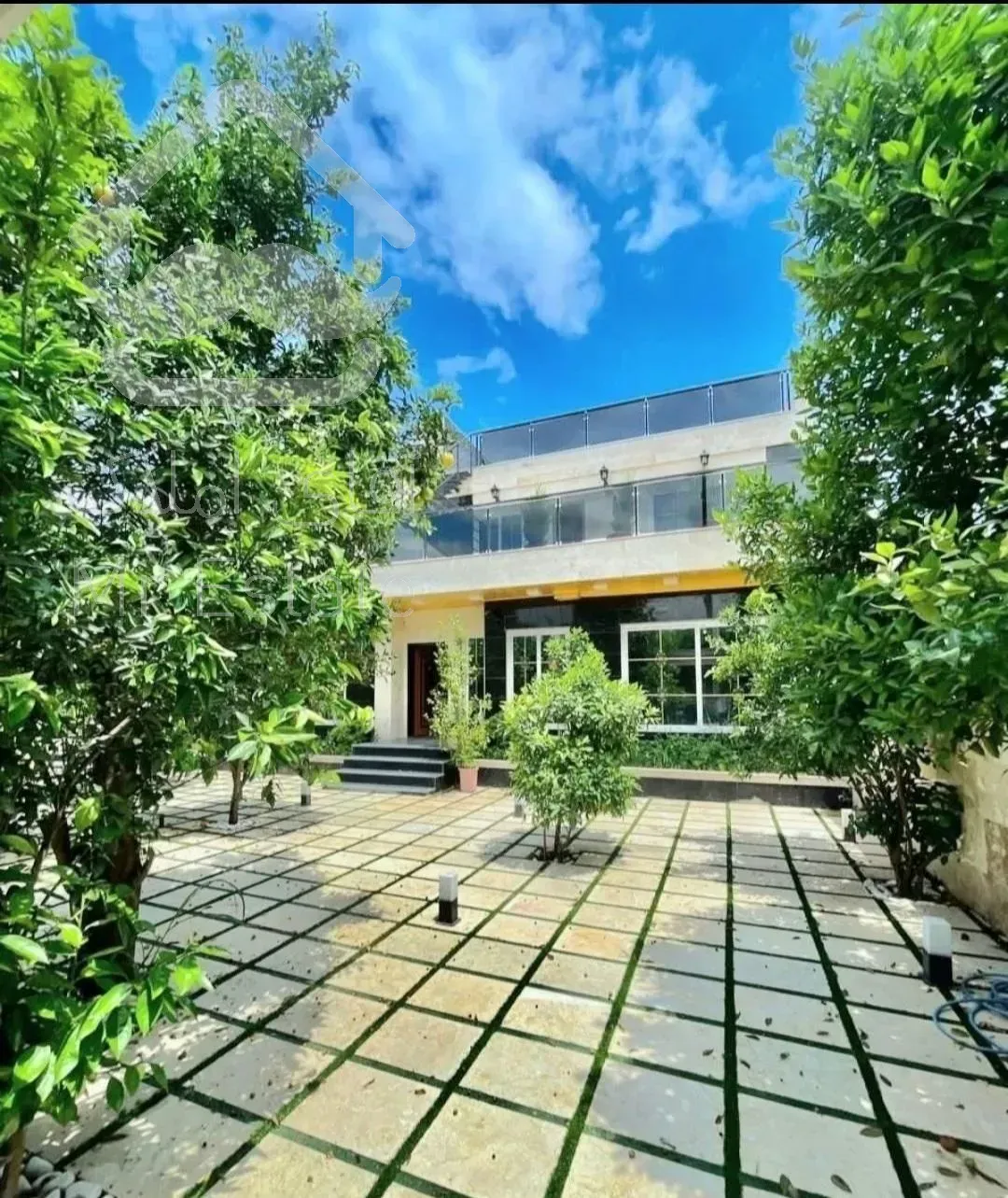 فروش ویلا باغ مشجر سند تکبرگ /۳ خواب مستر