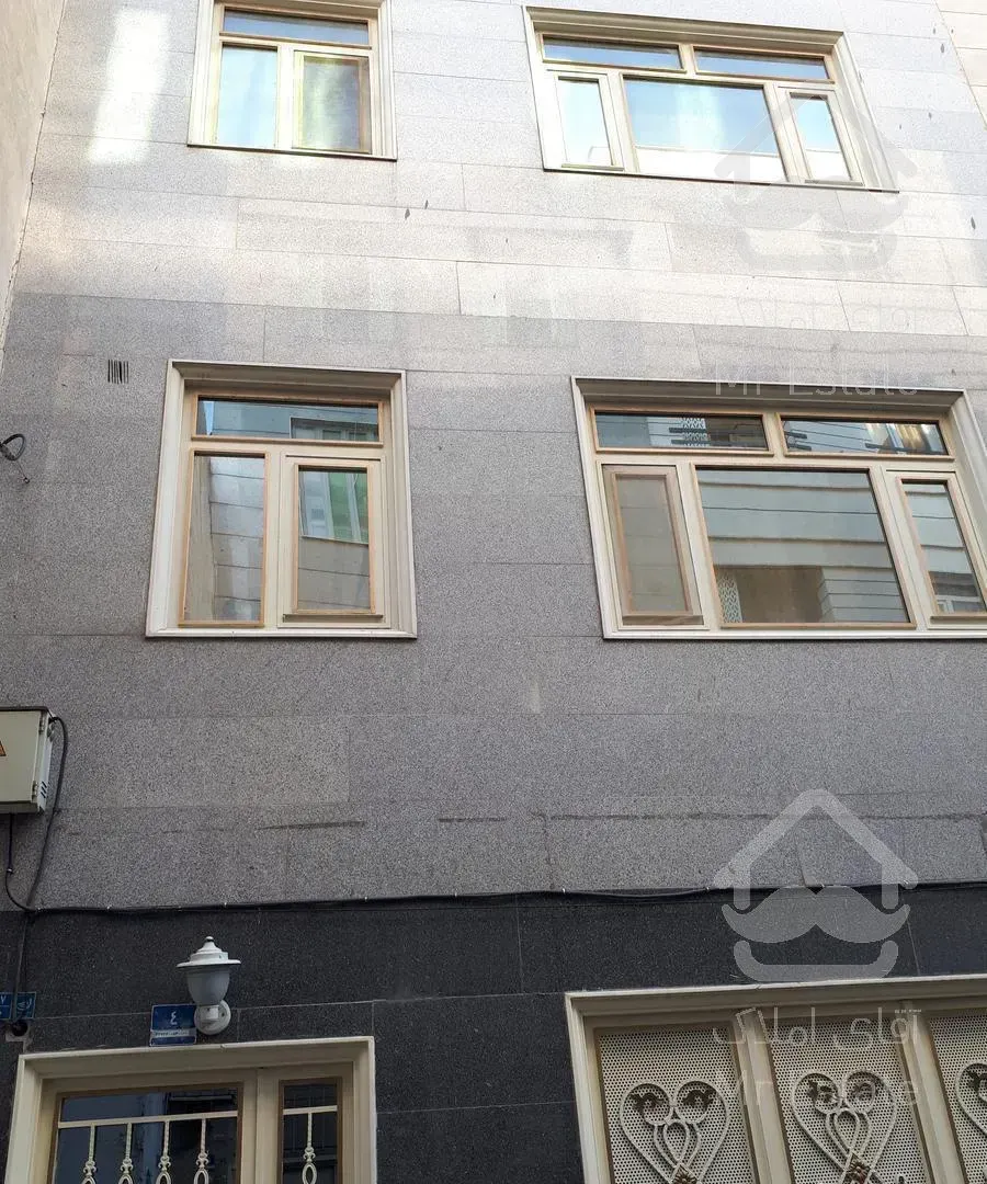 آپارتمان نقلی  خوش نقشه تک‌واحدی