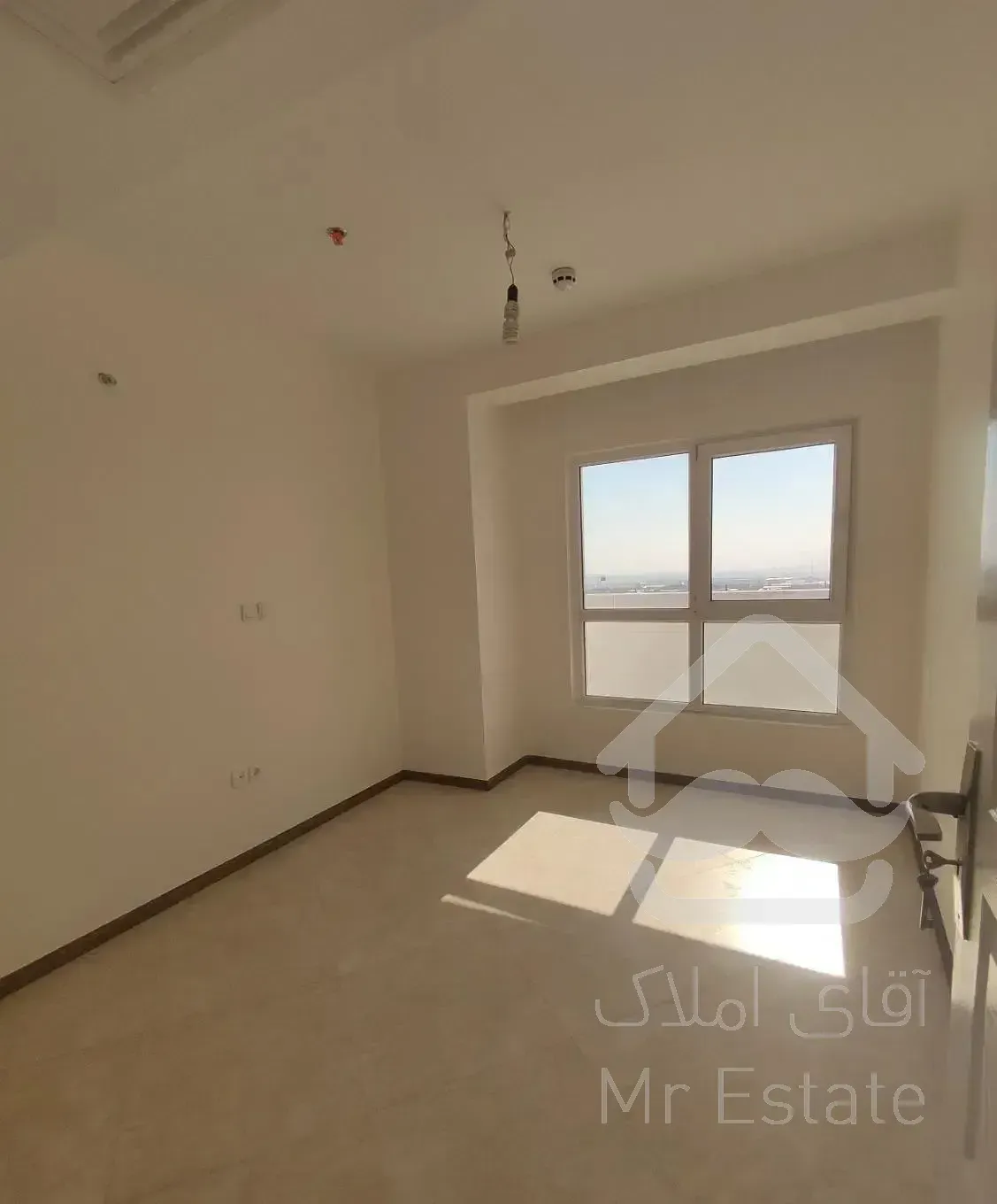 دو خواب ۱۲۷ متری برج مجلل همراه شهر