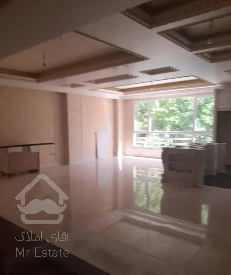 ۸۱ متر/ ۲ خوابه/ فول امکانات/ سالن پرده خور