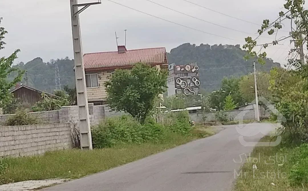 فروش ویلا۲۰۰متری بازسازی شده خ یاسر