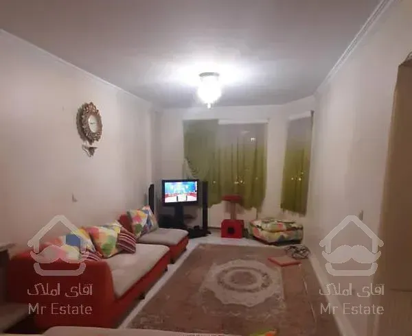 ۸۵مترطبقه دوم با پارکینگ سعادت آباد.بلوار شهرداری.