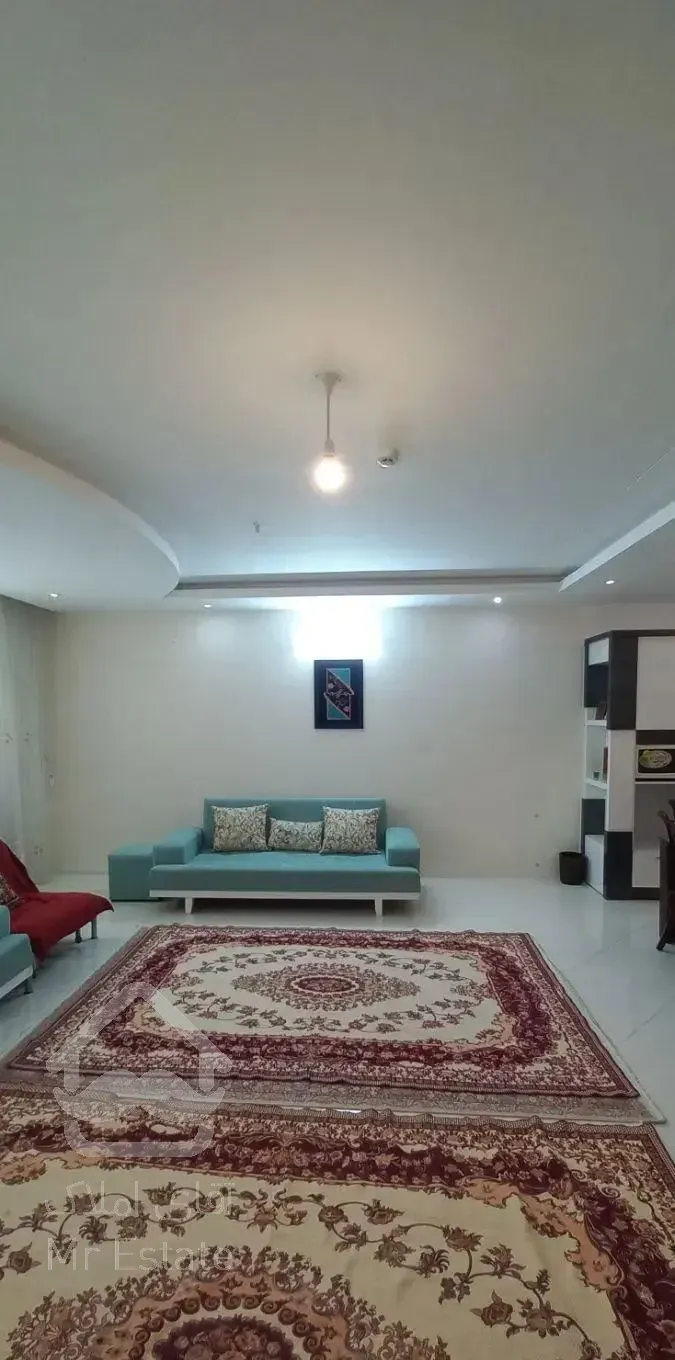 ۱۰۲متری۲نبش ۲خواب دارای نور سندآماده واحد کم کار