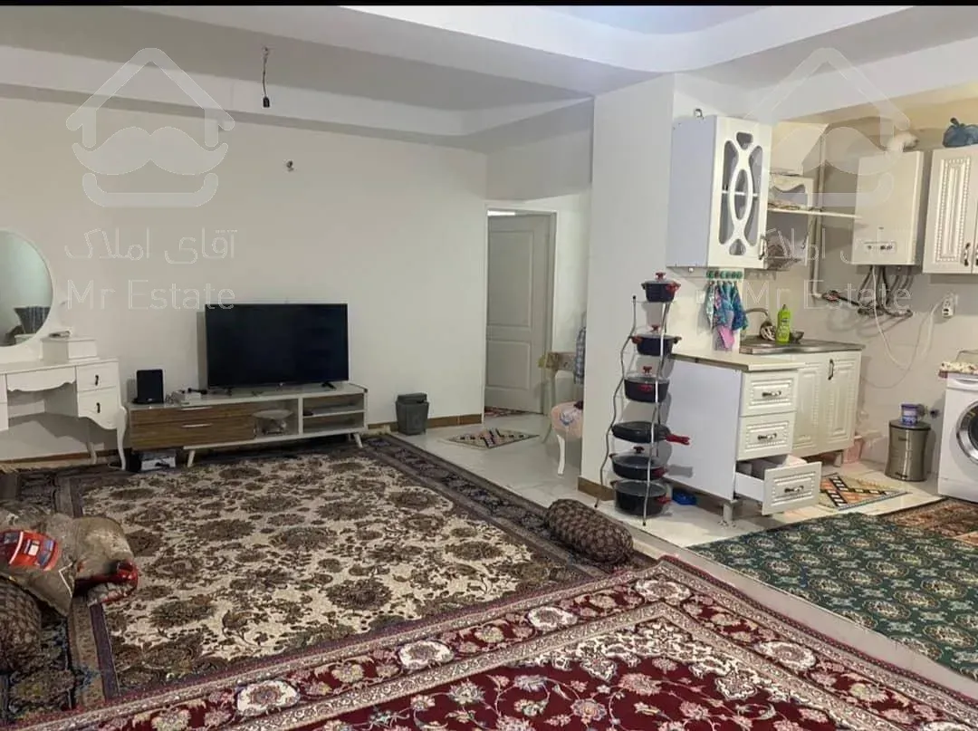 دو خوابه فول امکانات بسیار شیک و محله اعیان نشین