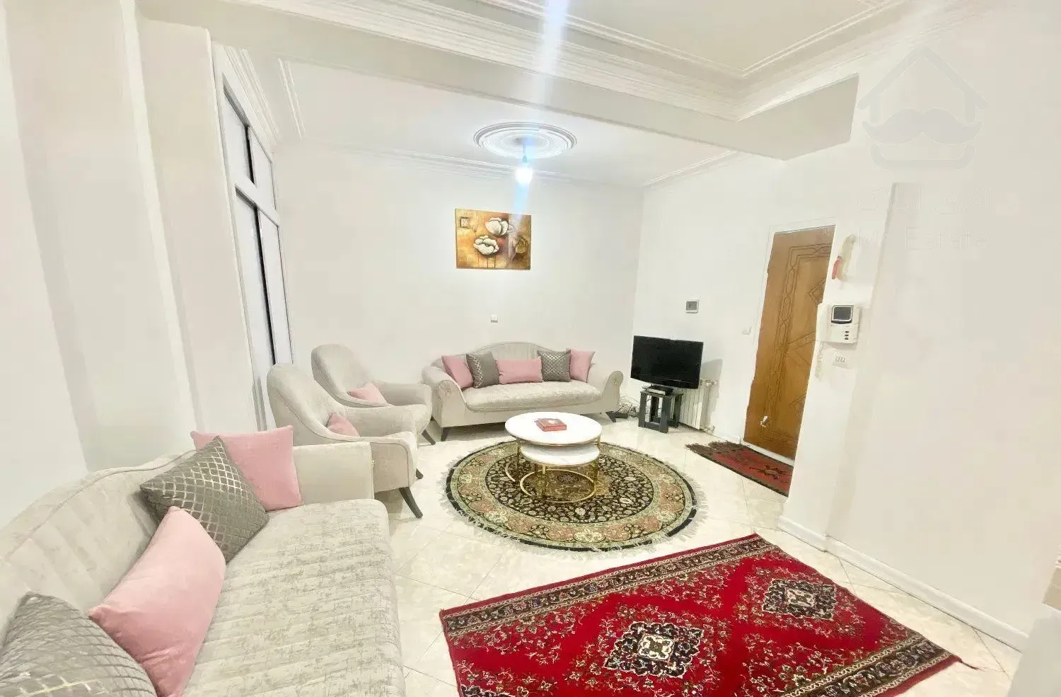 آپارتمان کمیل کارون ۵۱متری ۱۰ ساله فول امکانات