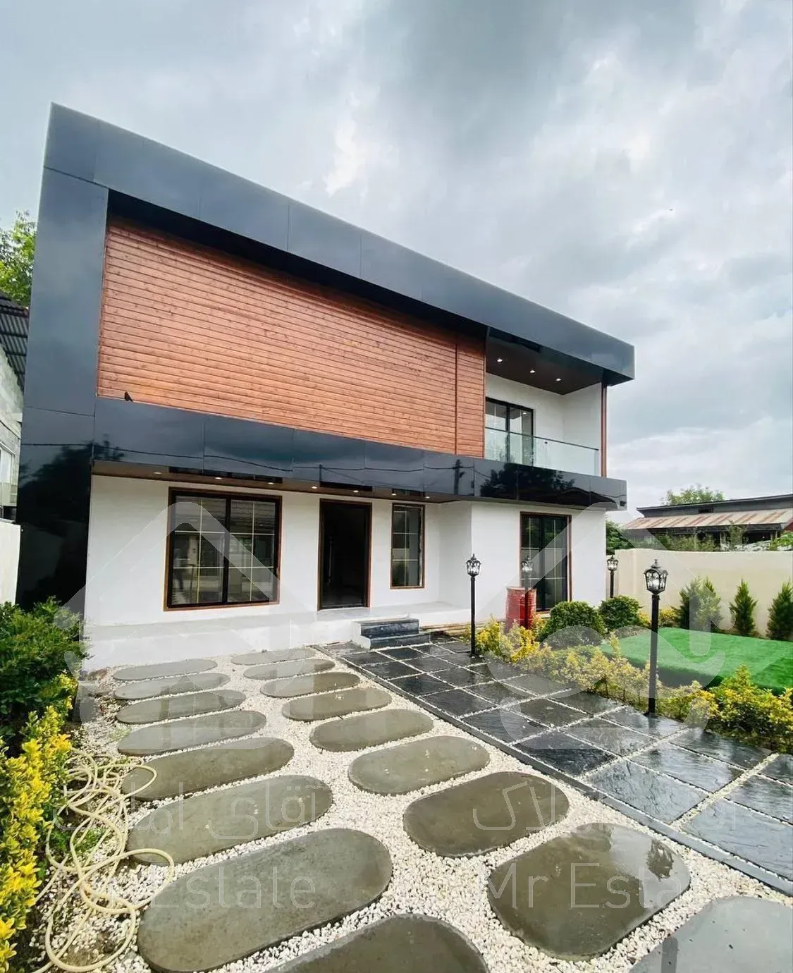 ویلا دوبلکس نما مدرن/استخردار/۲۳۰متری خوش قواره