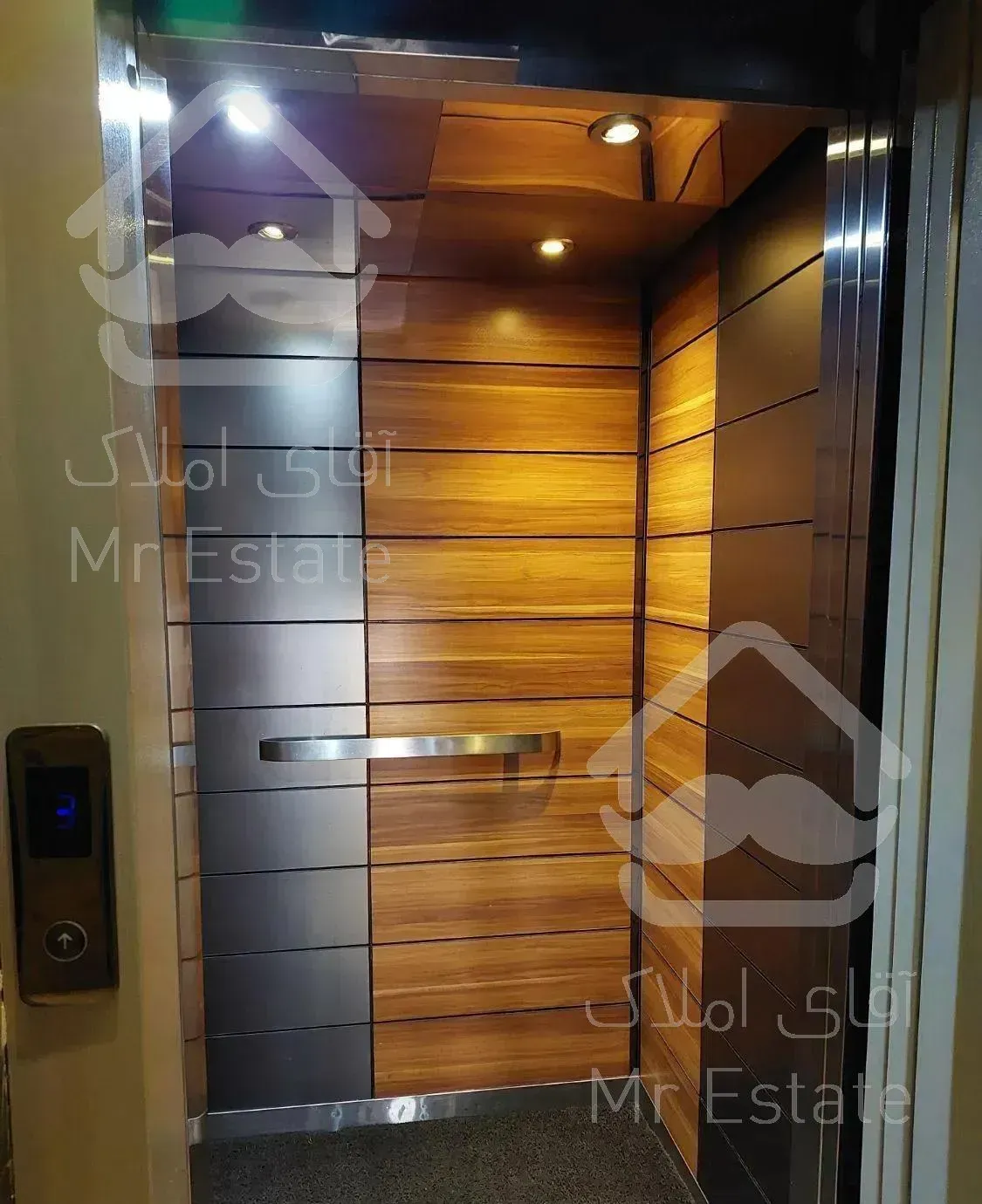 ۹۳ متر اشرفی باهنر