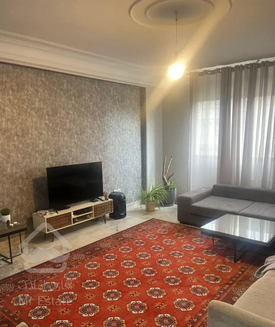 ۱۵۰متر آپارتمان مسکونی میرزا شیرازی