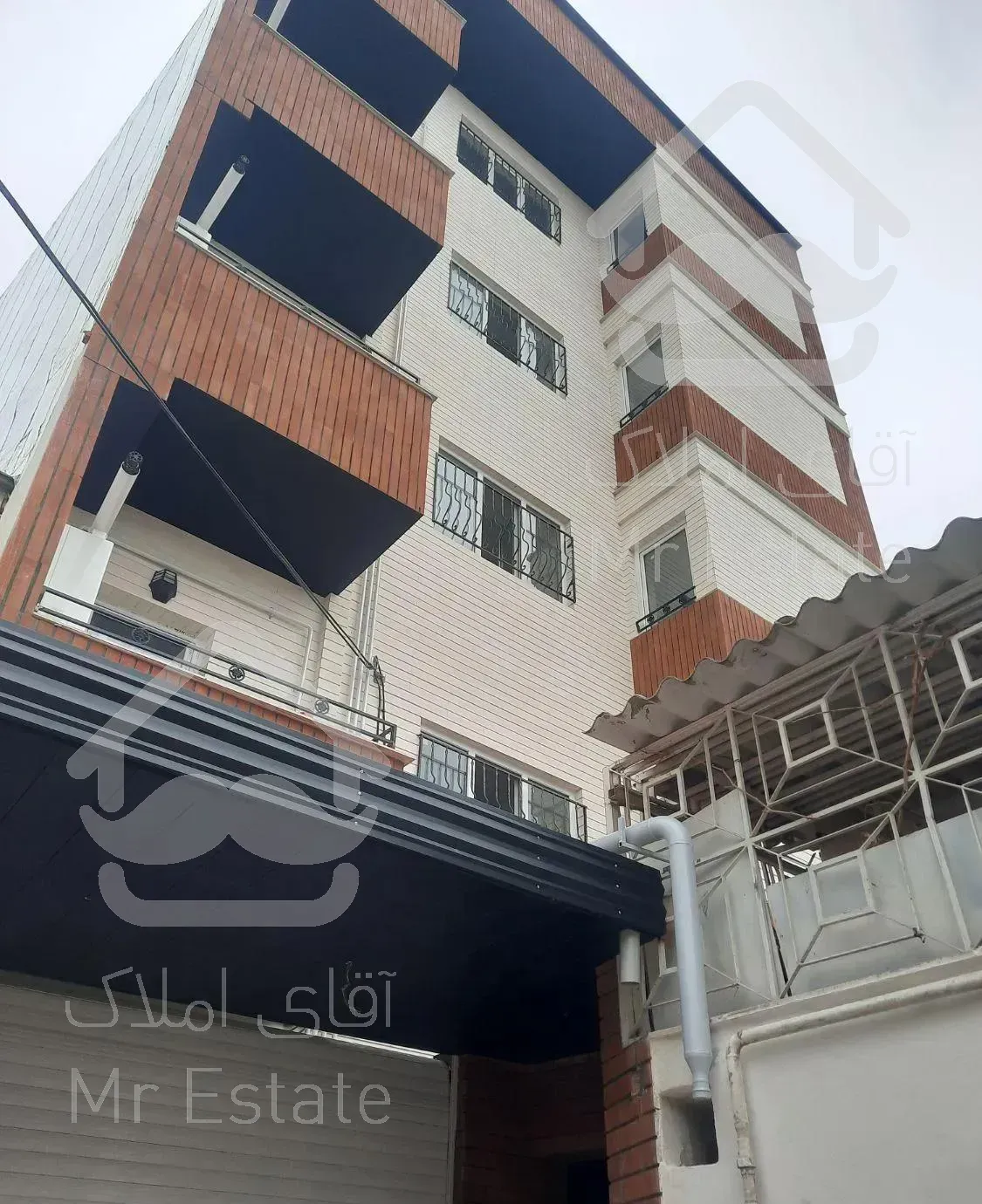 آپارتمان ۱۱۰ متری شهرک امام نوساز فول