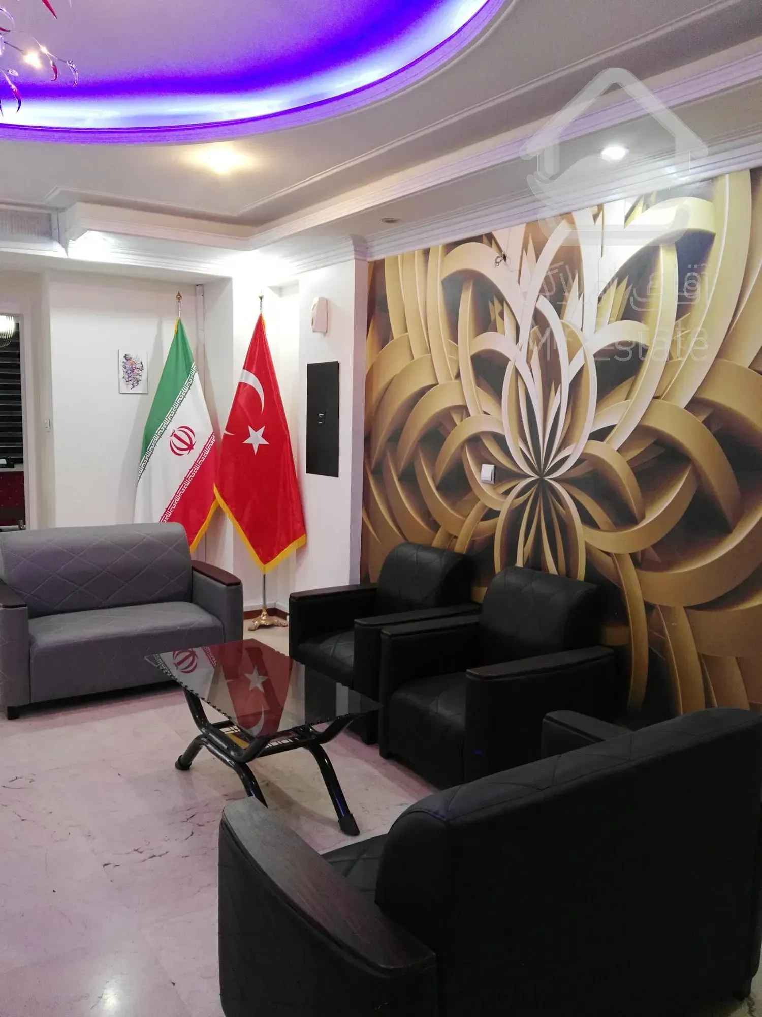 اجاره‌ آپارتمان سند اداری فوق العاده شیک صادقیه