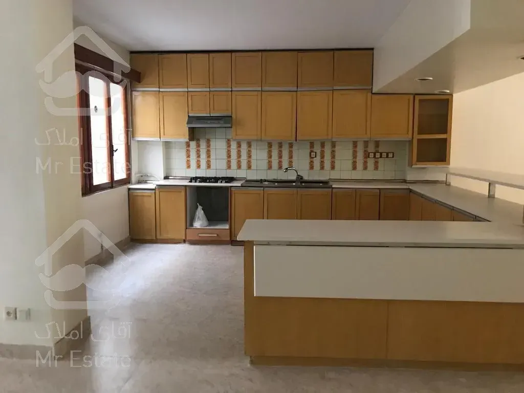 اجاره و رهن آپارتمان ولنجک 200  متر شیک