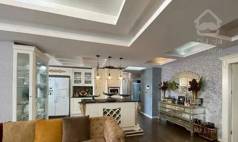 ۲۲۸متر۳خ مستر/۴ساله/فول فرنیش/لابی مجلل ویو ابدی