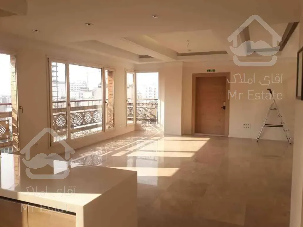 150 متر برج باغ فرمانیه نیمه فرنیش طبقات بالا