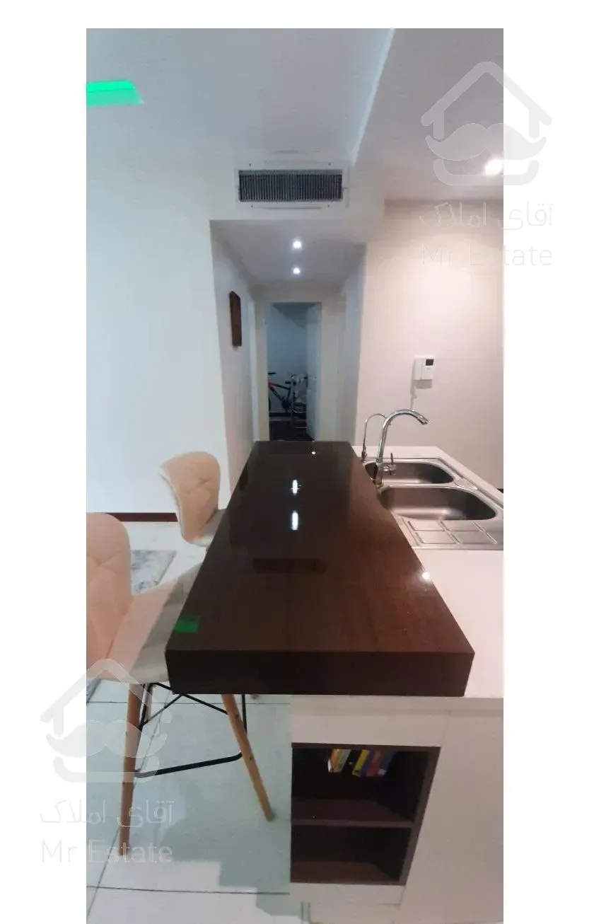 آپارتمان 82 متری 2 خواب غرق در نور