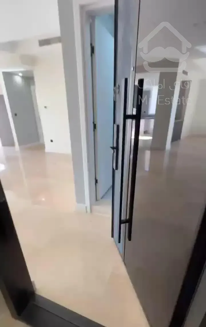 ۱۴۰ متر/۳ خواب/سهروردی /طبقه اول۲۳طبقه چهارم۲۴