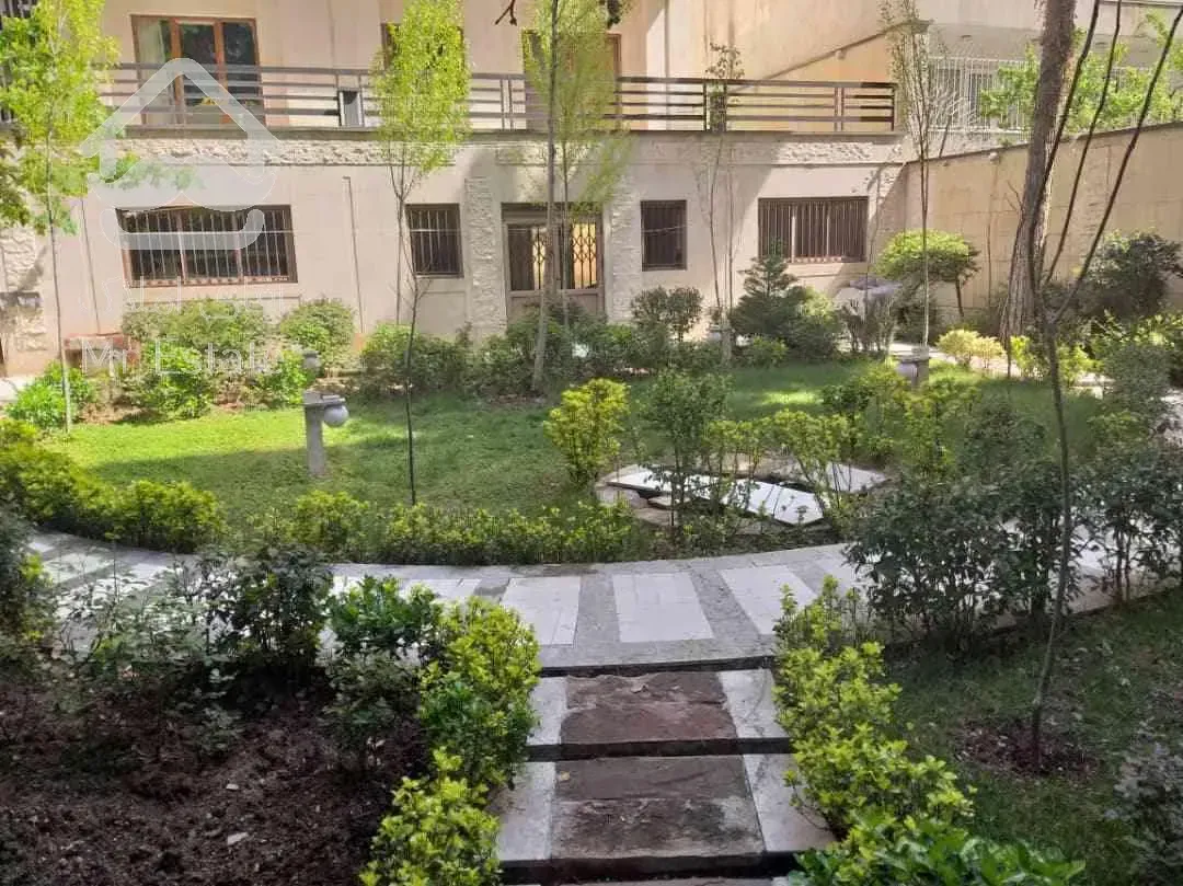 آپارتمان ۱۳۰ متری مژده  محیطی آرام و لوکیشن خاص