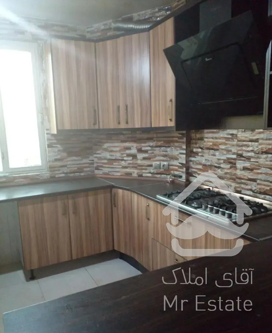 ۸۰متر ۲خواب تخلیه با اسانسور وانباری شیک فلکه۲و۳