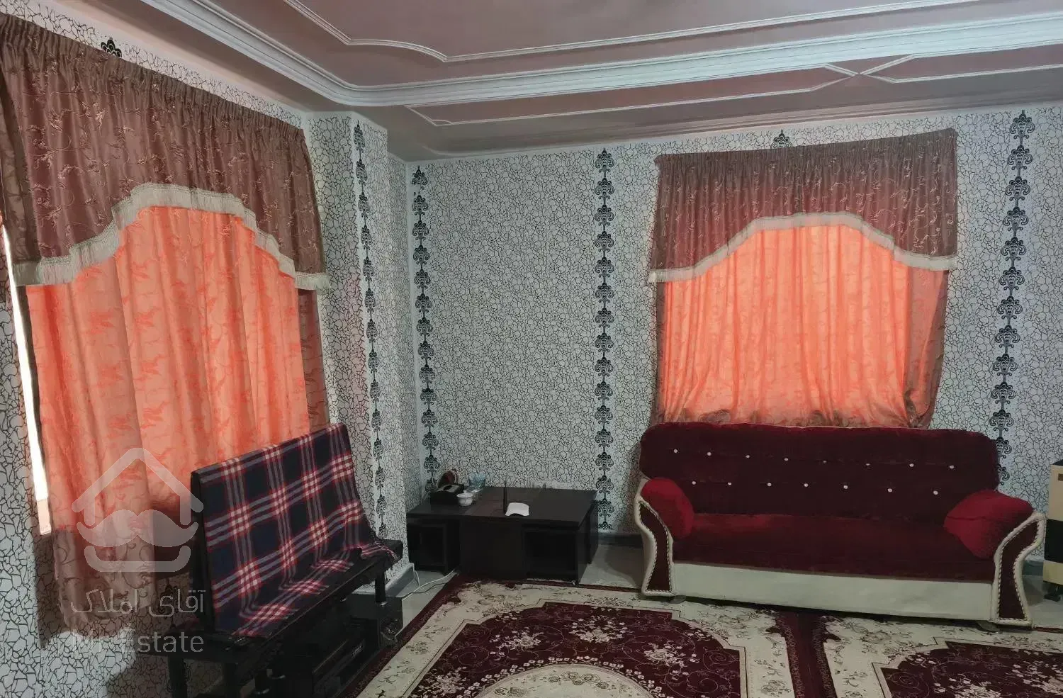 آپارتمان دو خواب مرکز شهر دو نبش