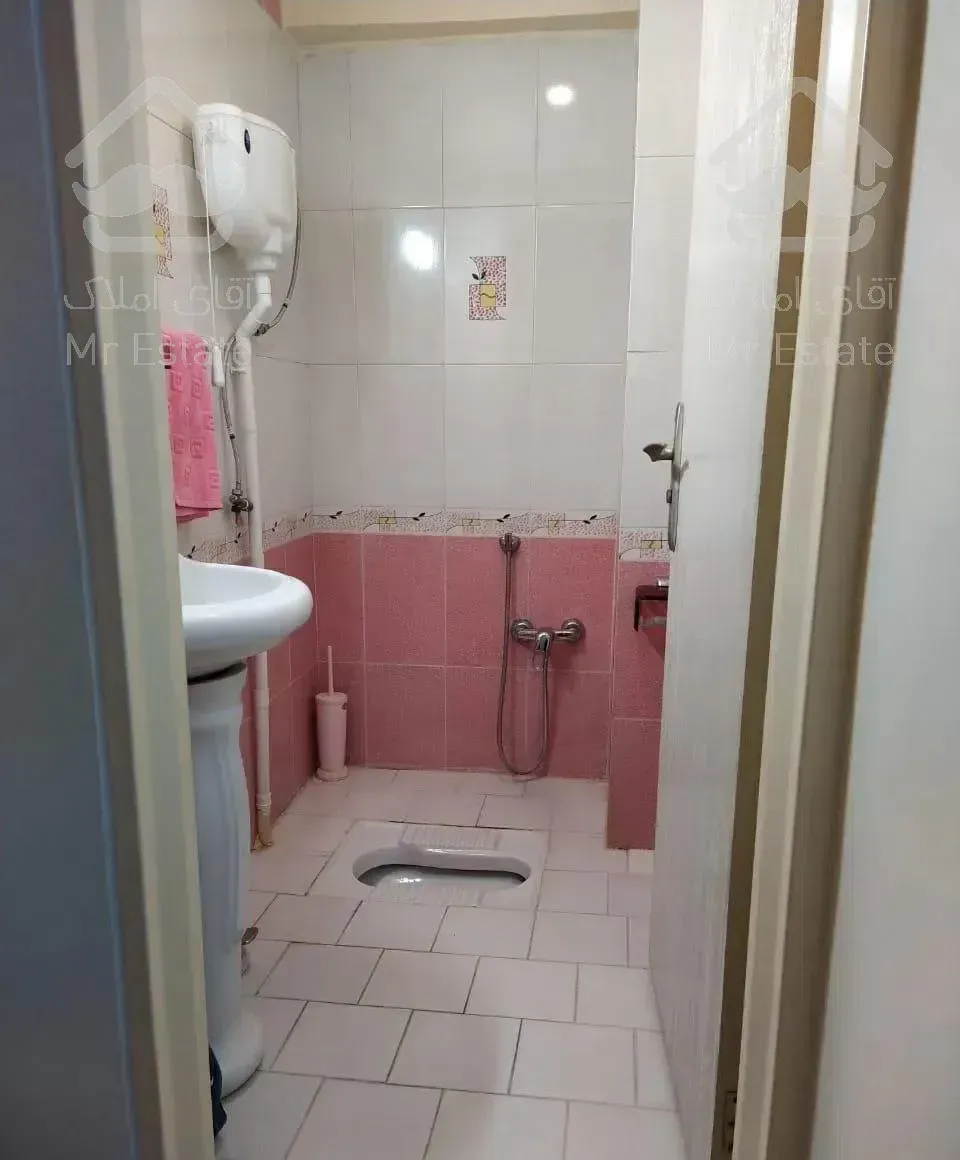 77 متر فول امکانات روبه آفتاب