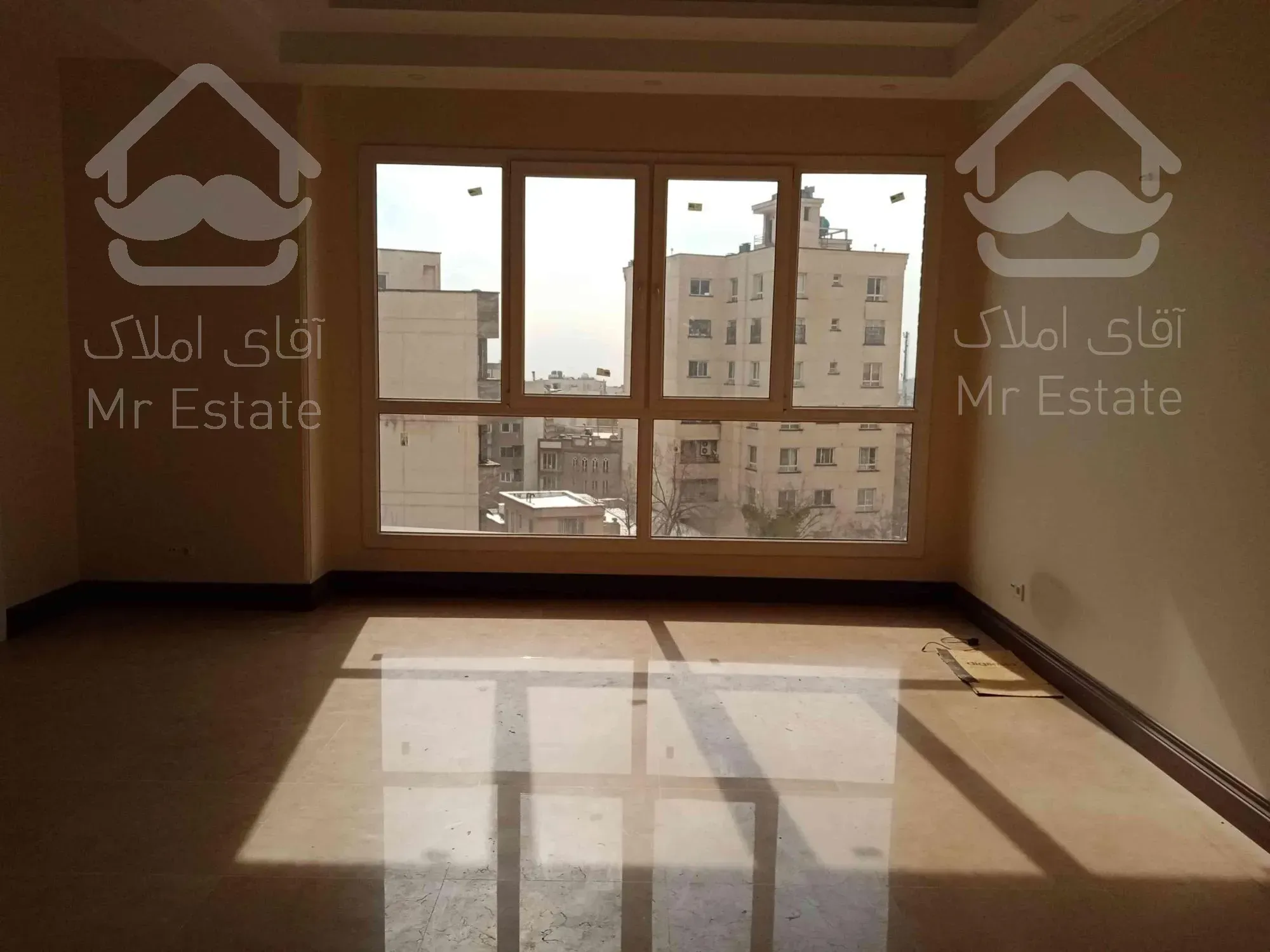 165 متر نیاوران کلید نخورده نور شمال و جنوب