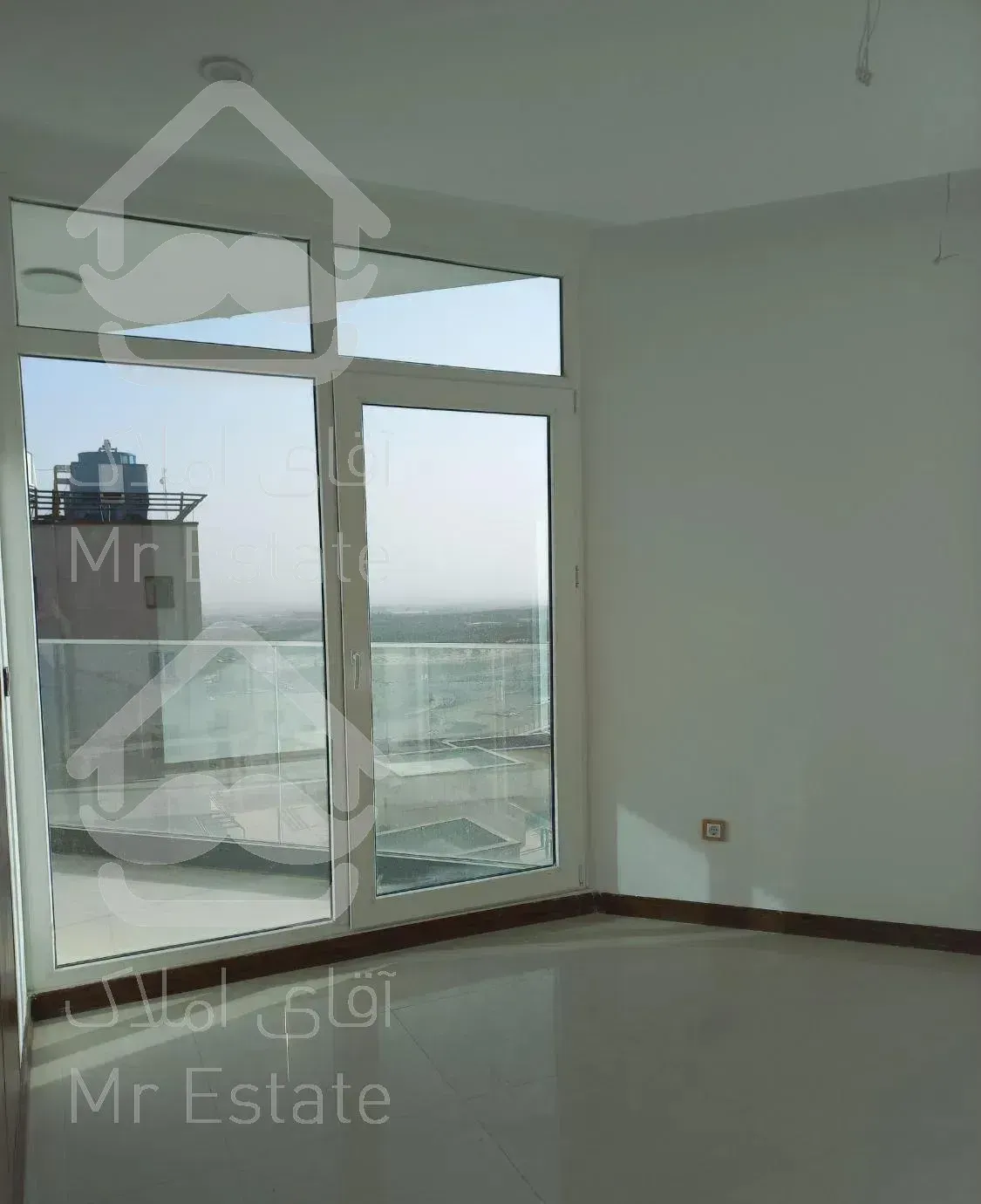 برج مجلل و شیک منطقه/۱۵۸متر/۳خواب