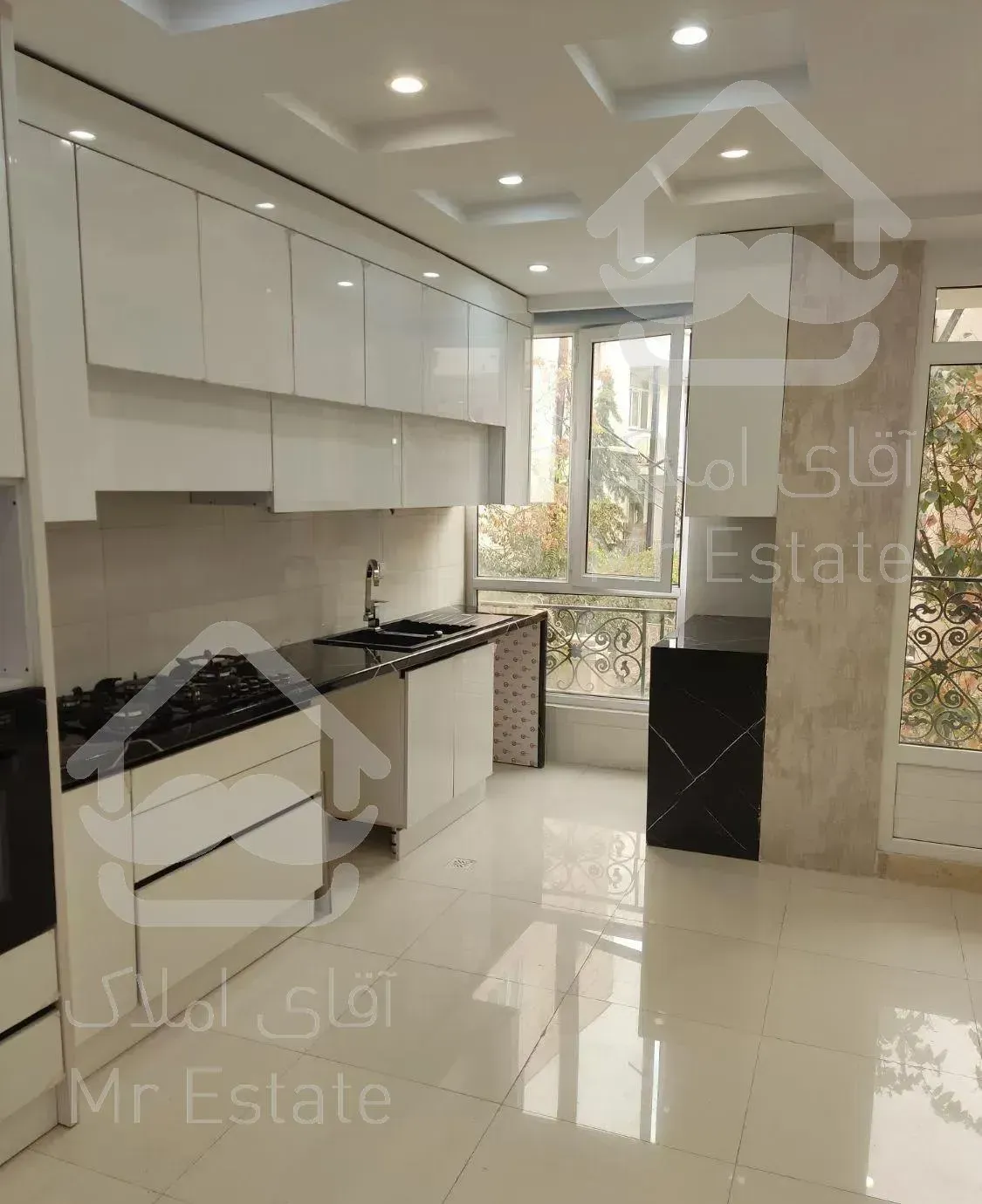 رهن آپارتمان ۱۵۰ متر دو خواب مستر دو پارکینگ